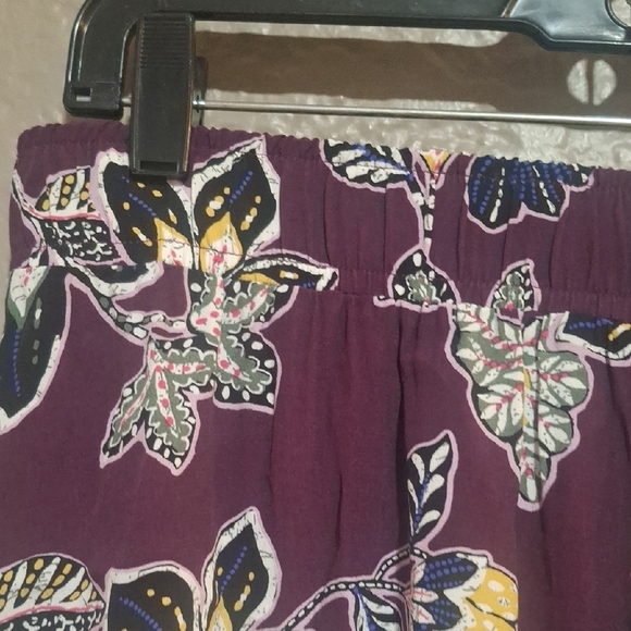 NEW.LOFT Women' Floral Midi Skirt in Purple and Cream Size M - Picture 7 of 10